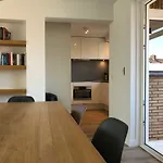 Casa Del Cisne 2 *